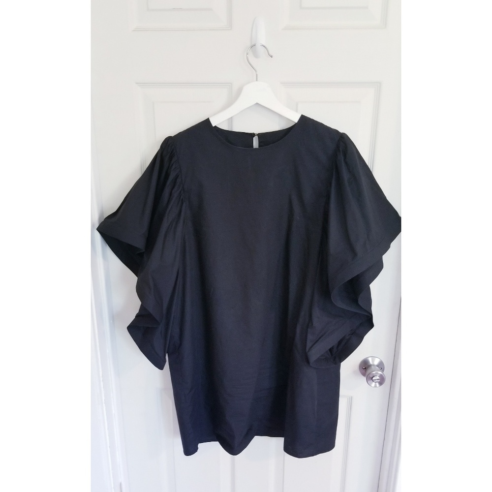Gracia Black Dramatic Dress